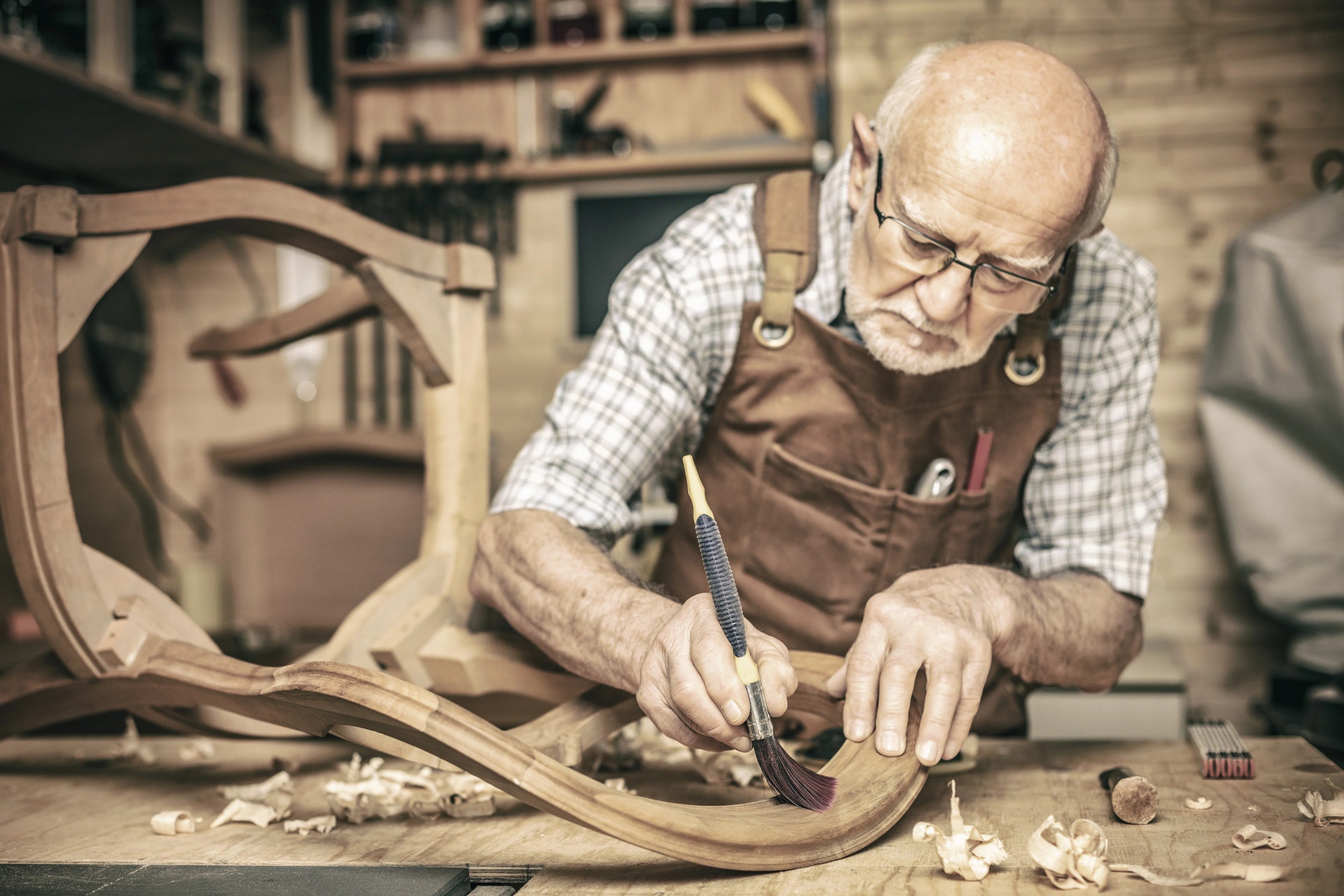 artisan sur son lieu de travail