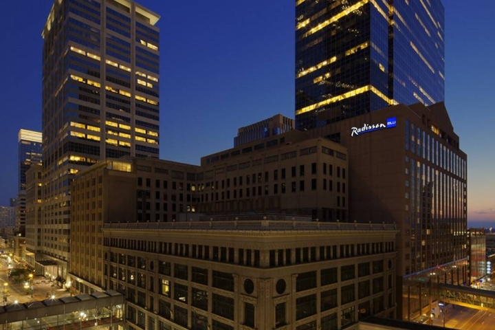 image-radisson-blu-minneapolis-downtown-everything-a-controller-needs-is-right-there-on-the-same-screen