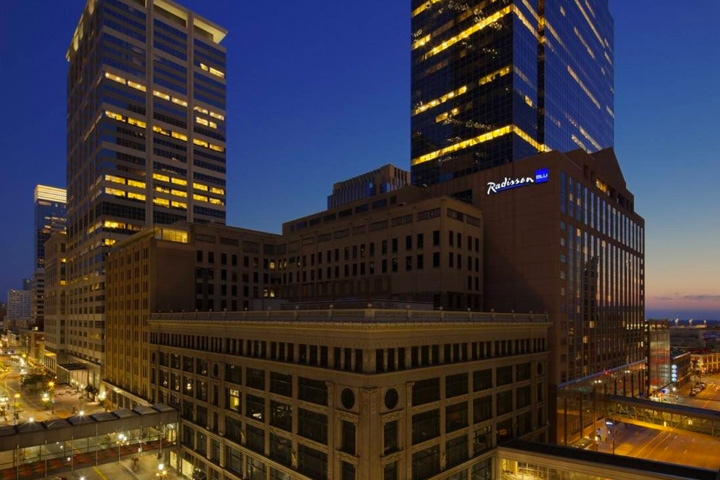 radisson blu minneapolis